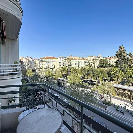 Victor Hugo Grand Elegance 2 Apartman